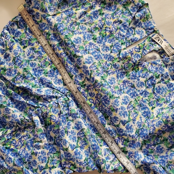 Zara floral top - Picture 9 of 12